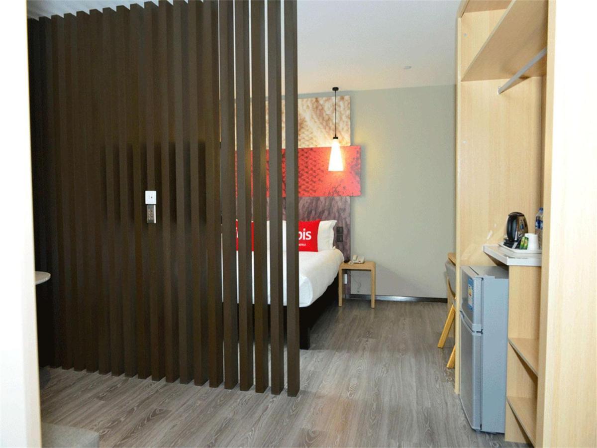 Ibis Beijing Guanzhuang Changying Middle Road Hotel Exterior photo